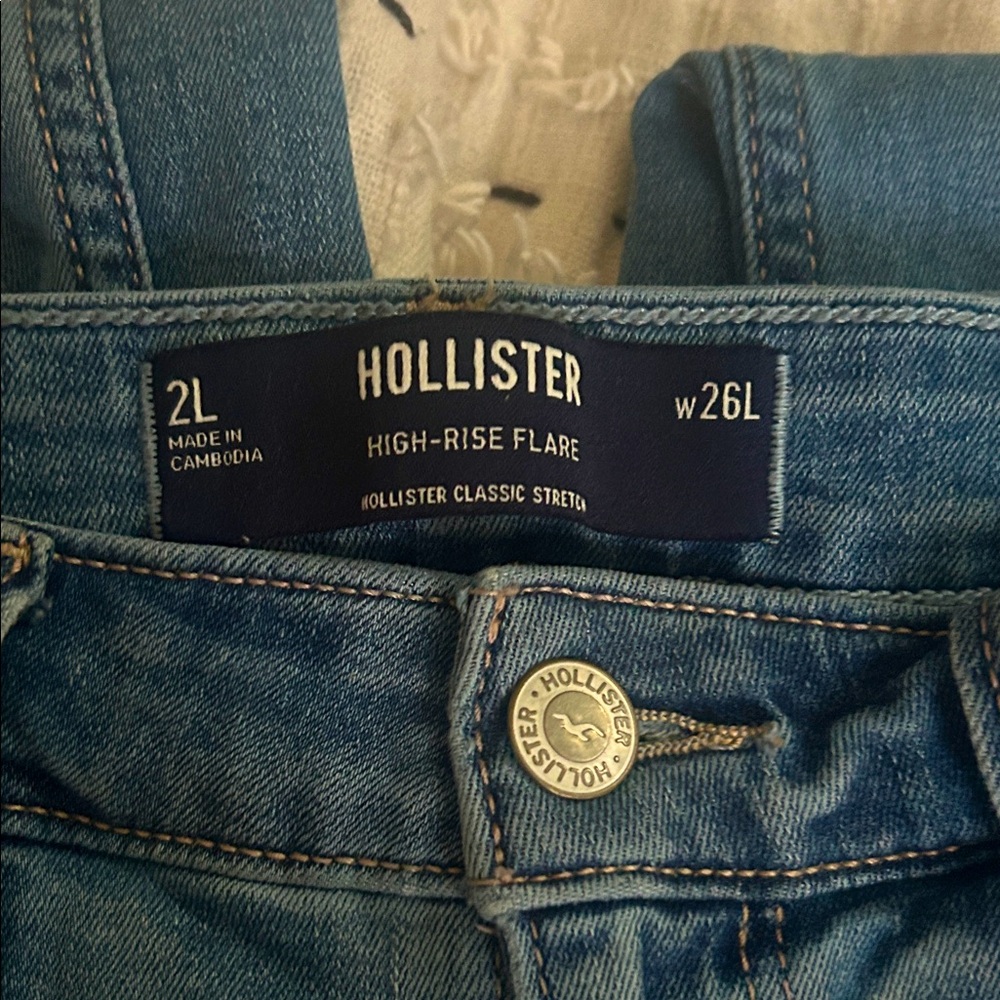 Hollister Classic Stretch High-Rise Jeans